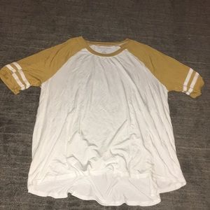 American Eagle T-shirt